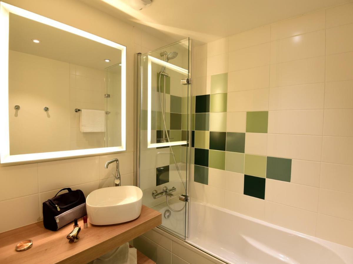 Ibis Styles Arcachon Gujan Mestras Exterior photo